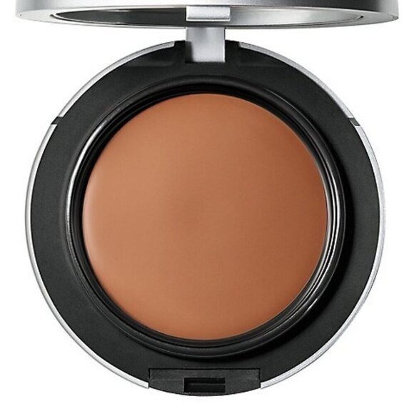 MAC Cosmetics Other - MAC Cosmetics Cream-to-Powder Foundation NW33